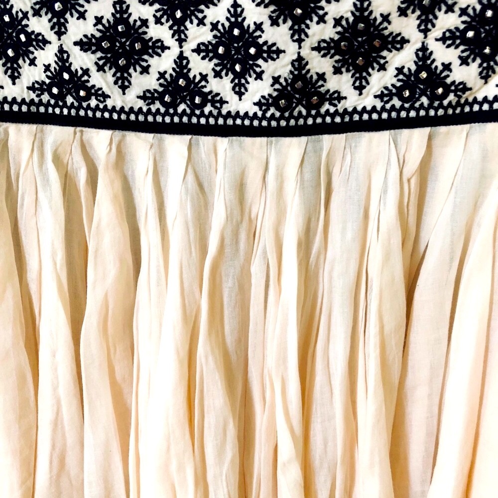 🔥Free People super flowy skirt. - Picture 2 of 4